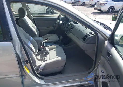 2004 Toyota Camry Le из США, поврежденный, VIN 4T1BE30K44U848146